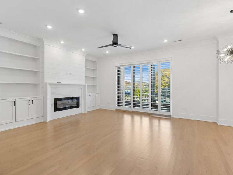 2759 W Lawrence Avenue Chicago IL 60625