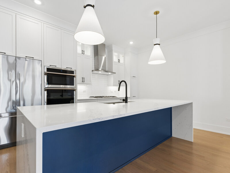 2759 W Lawrence Avenue Chicago IL 60625