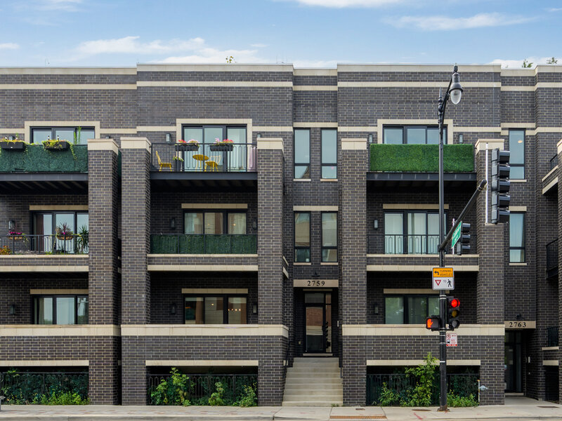2759 W Lawrence Avenue Chicago IL 60625
