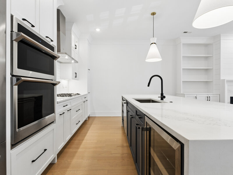 2759 W Lawrence Avenue Chicago IL 60625