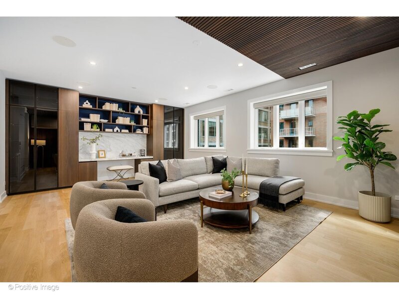 220 S Green Street Chicago IL 60607