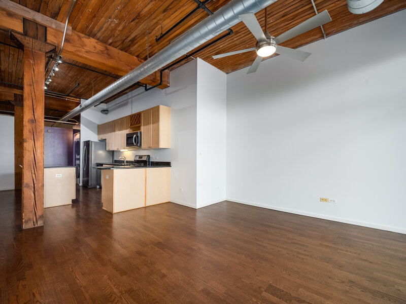 3500 S Sangamon Street Chicago IL 60609