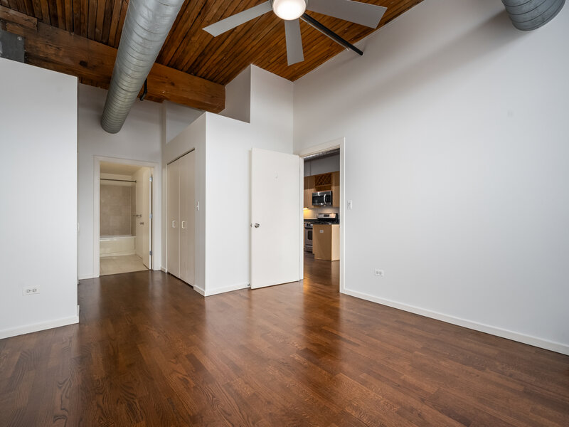 3500 S Sangamon Street Chicago IL 60609