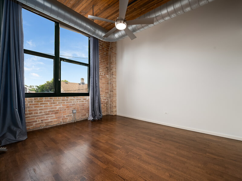 3500 S Sangamon Street Chicago IL 60609