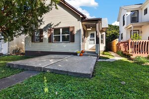 Photo of 510 E Mulberry Street Bloomington IL 61701