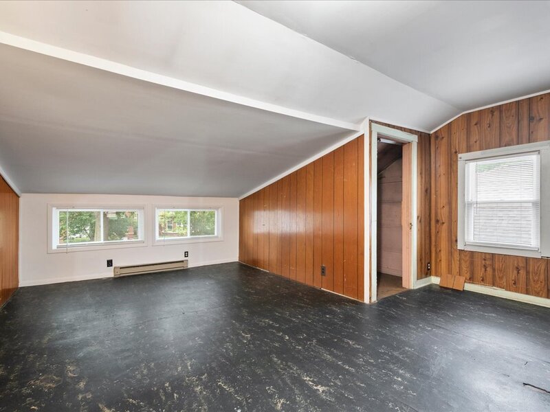 6520 N Fairfield Avenue Chicago IL 60645