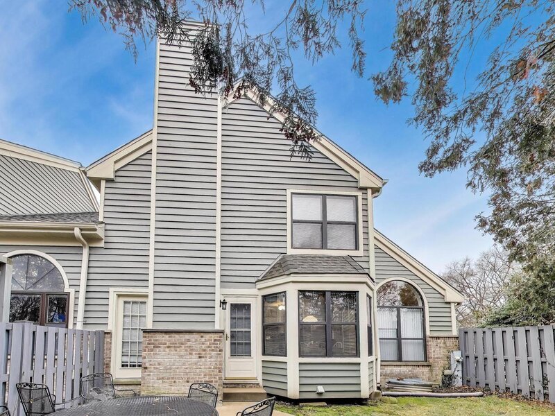 2601 Burton Drive Westchester IL 60154