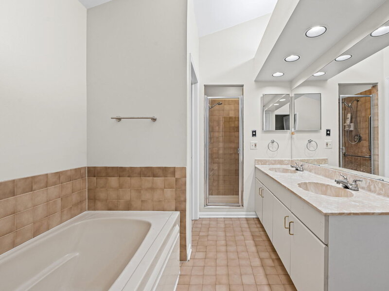 2601 Burton Drive Westchester IL 60154