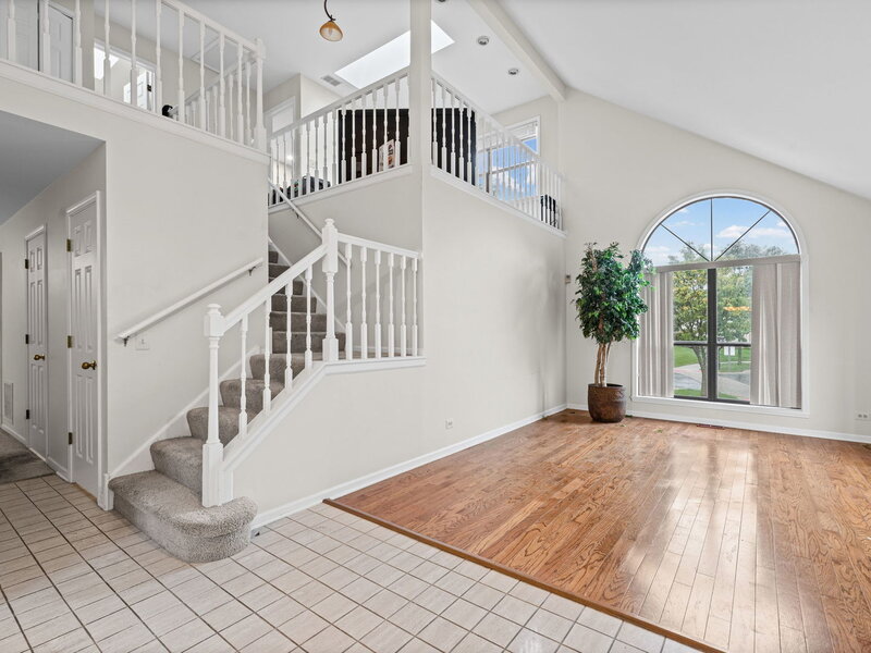 2601 Burton Drive Westchester IL 60154