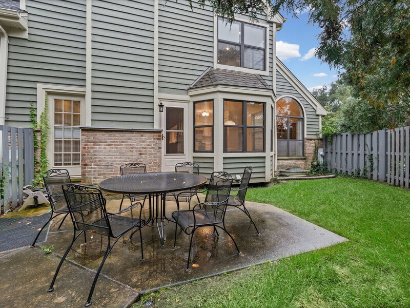 2601 Burton Drive Westchester IL 60154
