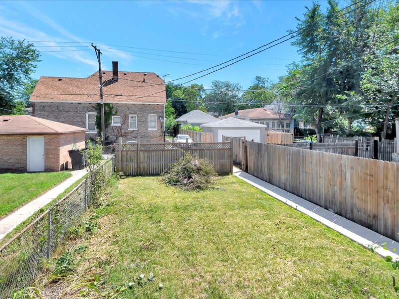 7803 S Champlain Avenue Chicago IL 60619