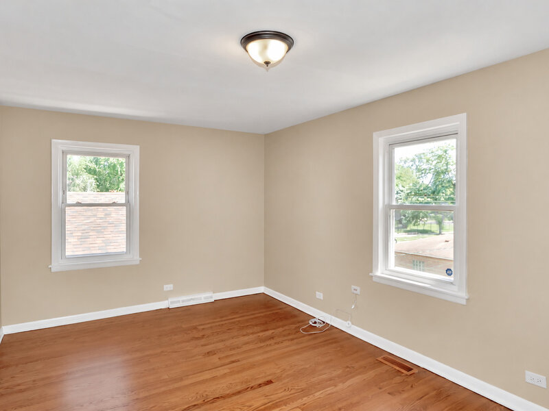 7803 S Champlain Avenue Chicago IL 60619