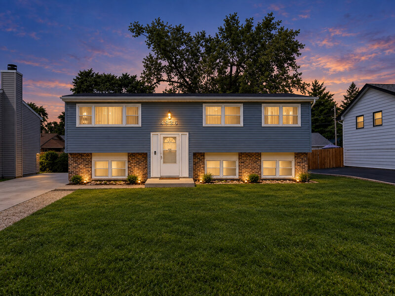 4936 153rd Street Oak Forest IL 60452
