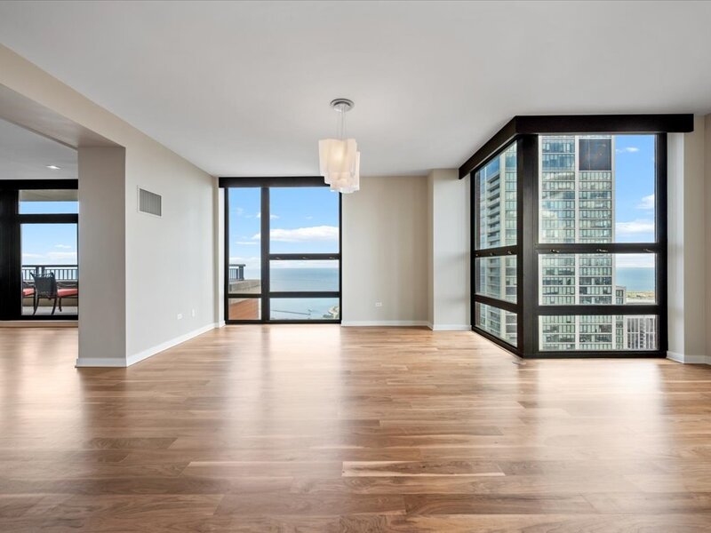 1160 S Michigan Avenue Chicago IL 60605
