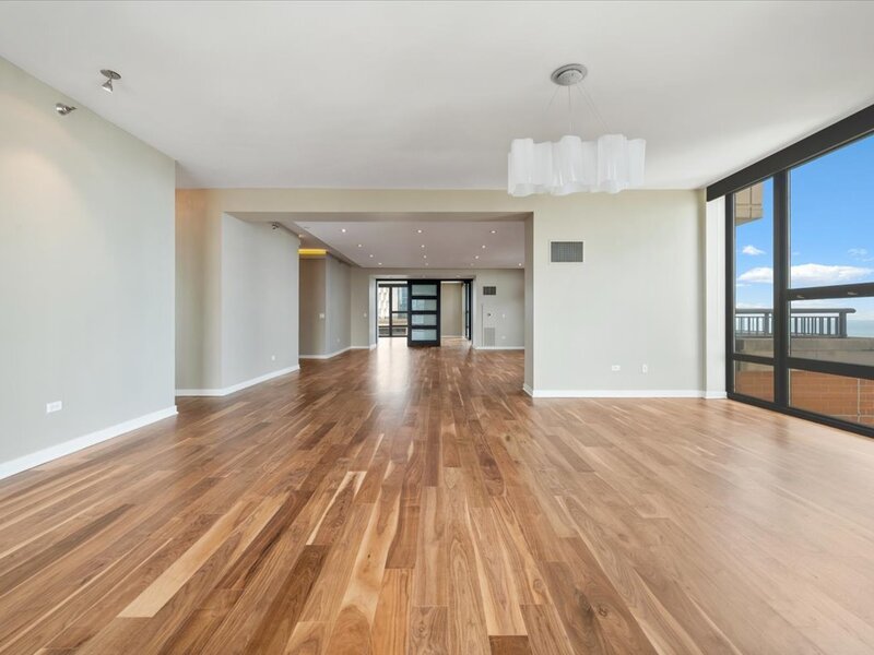 1160 S Michigan Avenue Chicago IL 60605