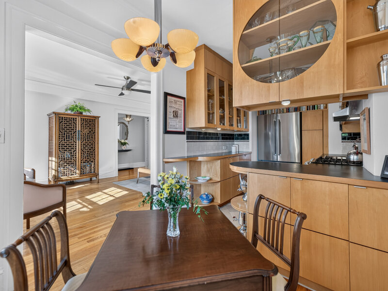 400 W Deming Place Chicago IL 60614
