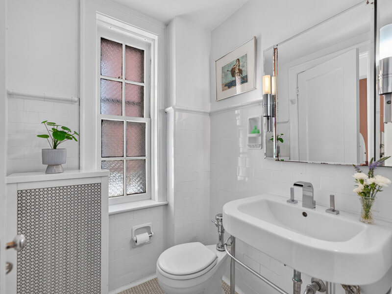 400 W Deming Place Chicago IL 60614
