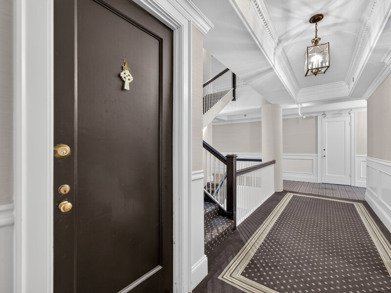 400 W Deming Place Chicago IL 60614