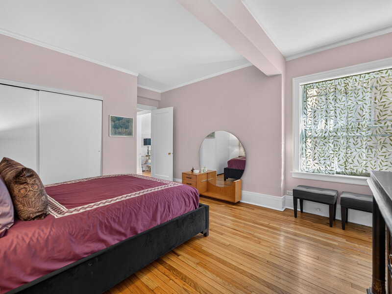 400 W Deming Place Chicago IL 60614
