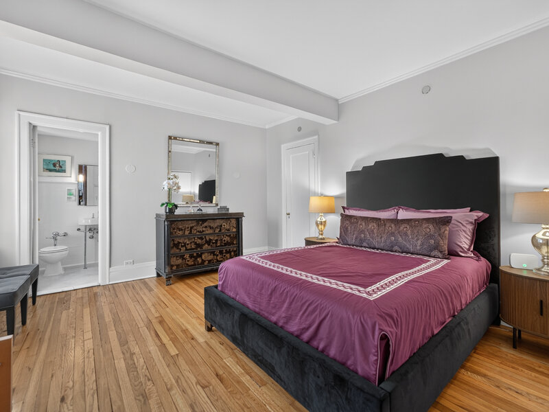 400 W Deming Place Chicago IL 60614