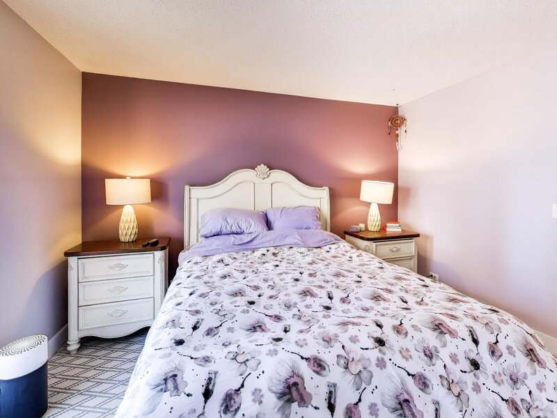 350 W Belden Avenue Chicago IL 60614