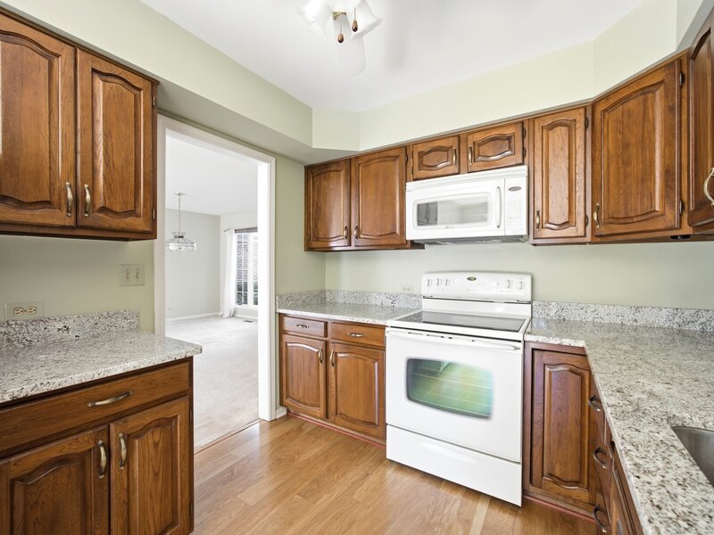 1393 Shire Circle Inverness IL 60067