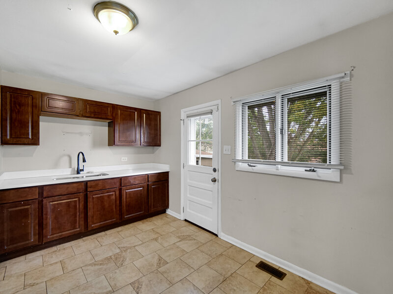 22243 Karlov Avenue Richton Park IL 60471