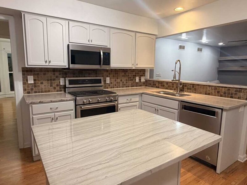 1127 Yorkshire Drive Sycamore IL 60178