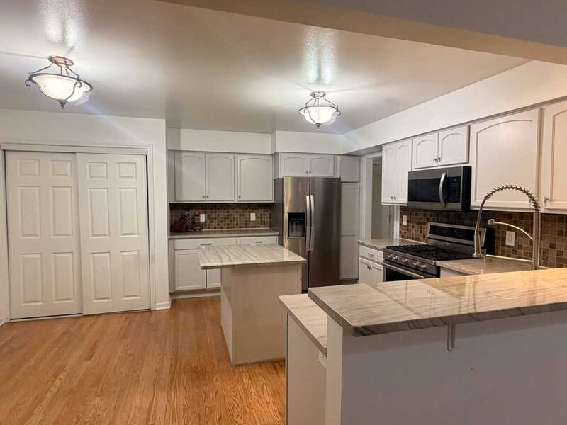 1127 Yorkshire Drive Sycamore IL 60178