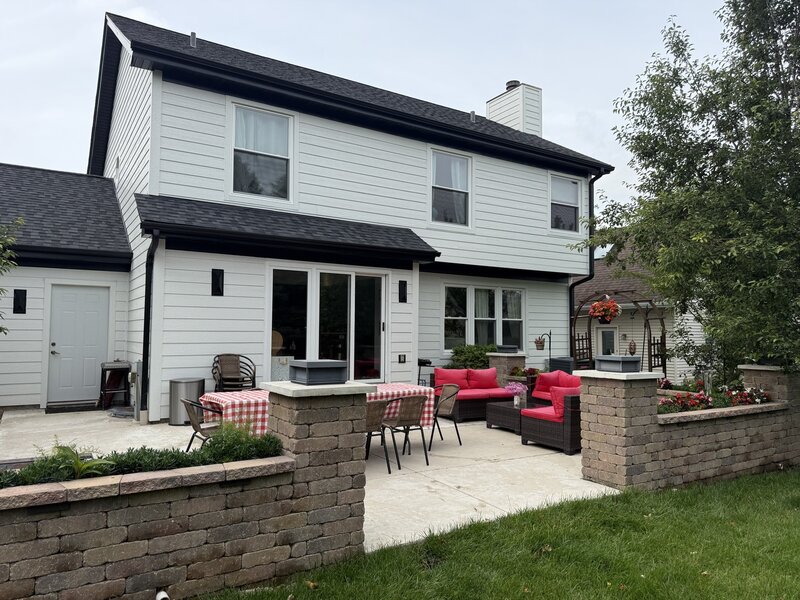 1127 Yorkshire Drive Sycamore IL 60178