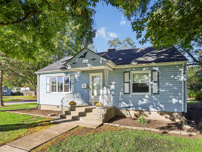 3644 Peoria Street Steger IL 60475