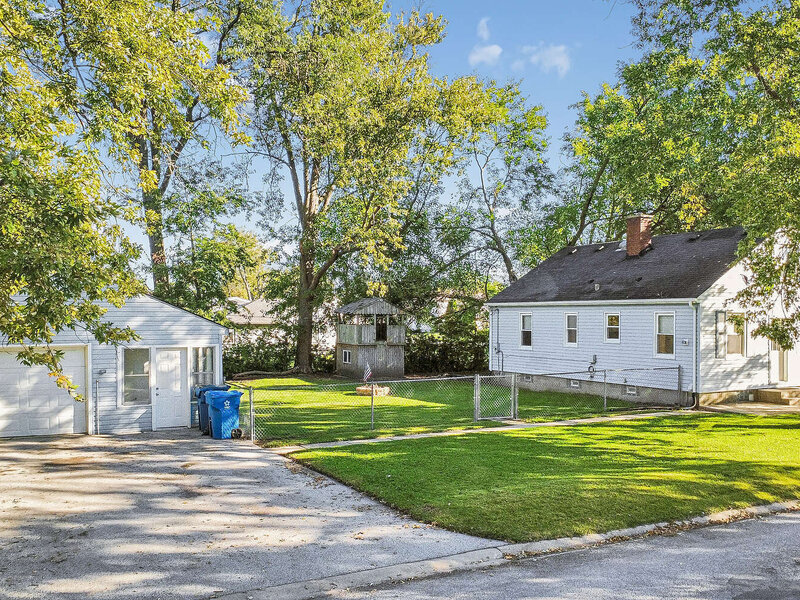 3644 Peoria Street Steger IL 60475