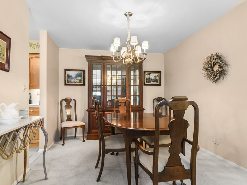 1605 E Central Road Arlington Heights IL 60005