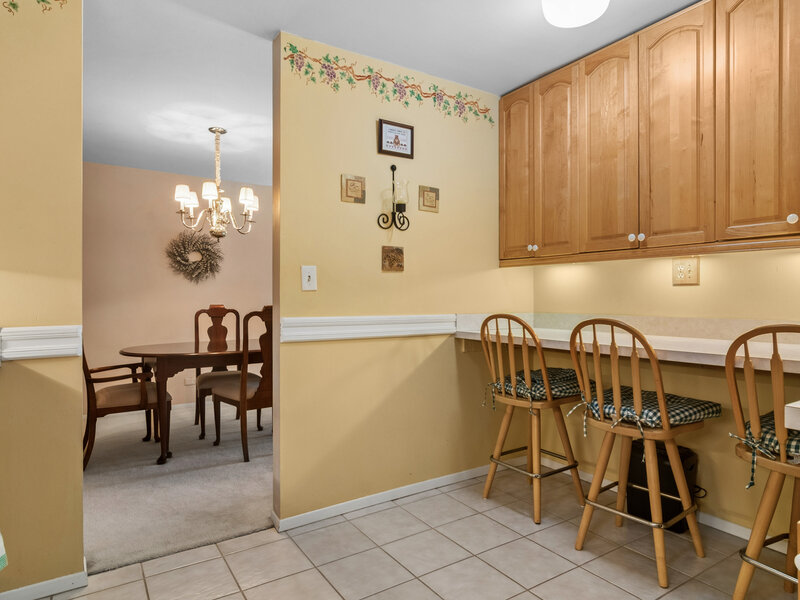 1605 E Central Road Arlington Heights IL 60005