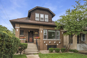 Photo of 1126 N Humphrey Avenue Oak Park IL 60302