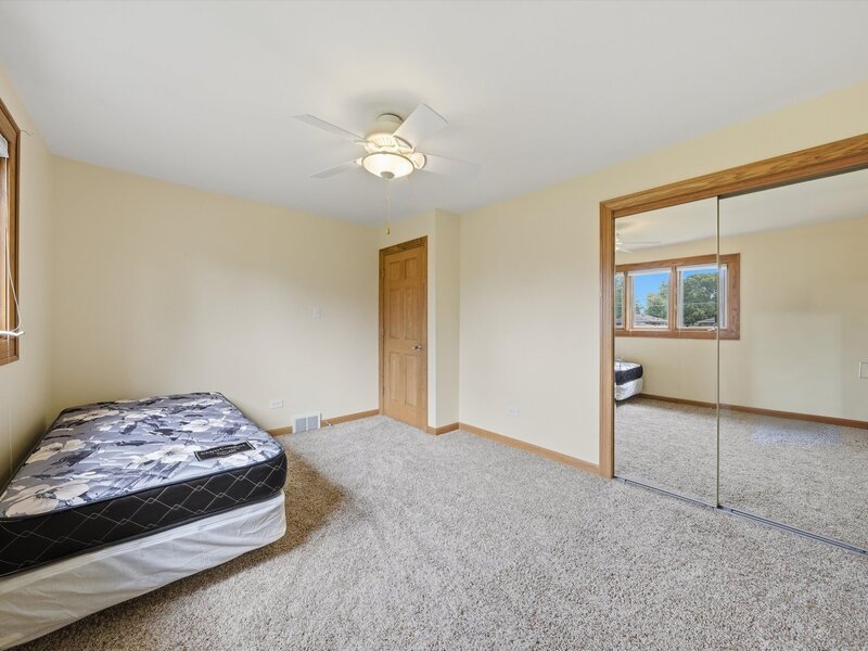 11942 S Lawler Avenue Alsip IL 60803