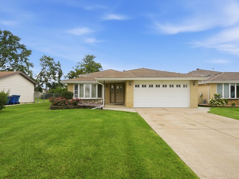 11942 S Lawler Avenue Alsip IL 60803