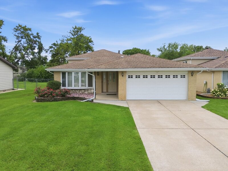 11942 S Lawler Avenue Alsip IL 60803