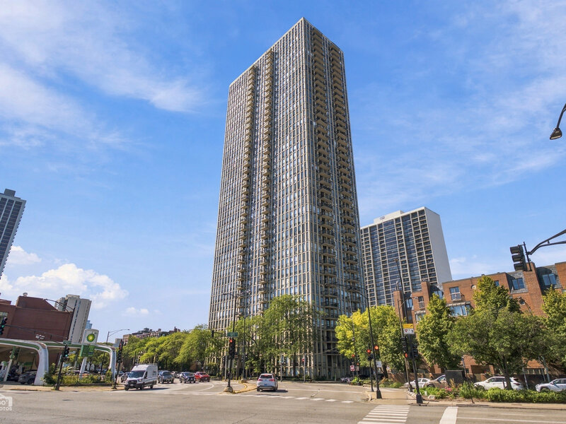 1660 N Lasalle Drive Chicago IL 60614