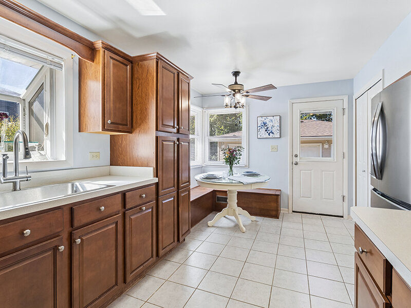 1048 Hermes Avenue Lemont IL 60439