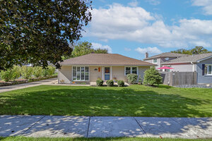 Photo of 1048 Hermes Avenue Lemont IL 60439