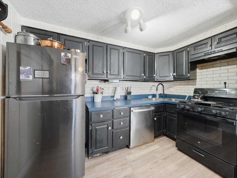 4200 W 90th Street Hometown IL 60456