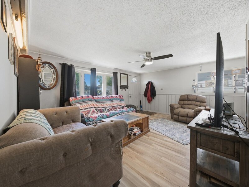 4200 W 90th Street Hometown IL 60456
