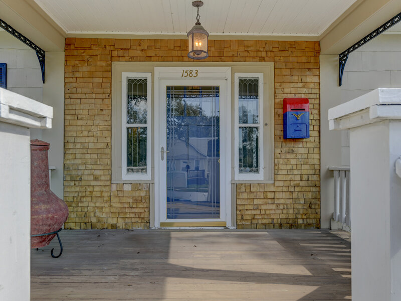 1583 East Avenue Crete IL 60417