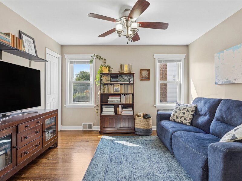 9840 S Trumbull Avenue Evergreen Park IL 60805