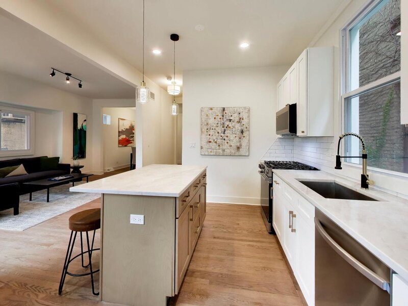 2155 W Touhy Avenue Chicago IL 60645