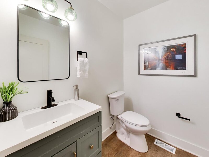 2155 W Touhy Avenue Chicago IL 60645