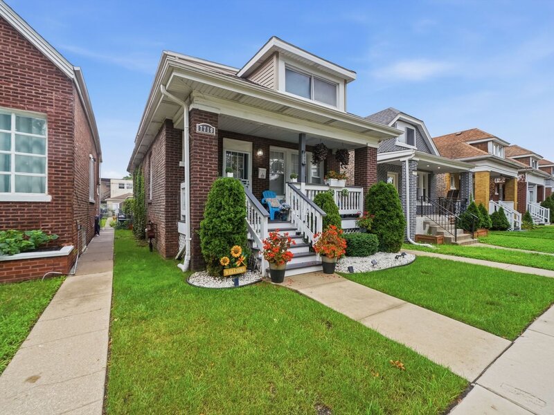7719 S Rhodes Avenue Chicago IL 60619