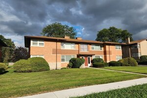 Photo of 1341 Balmoral Avenue Westchester IL 60154 Unit 2S