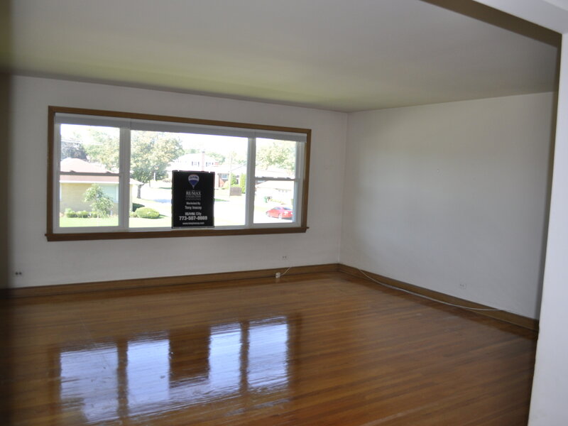 1341 Balmoral Avenue Westchester IL 60154